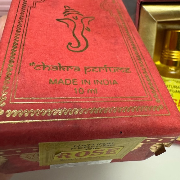 Chakra Natural 100% Pure Natural Oil ROSE Attar - Picture 2 of 2